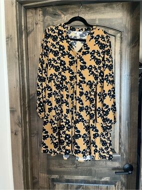 Nine West Mustard Yellow and Black Floral Long Sleeve Dress